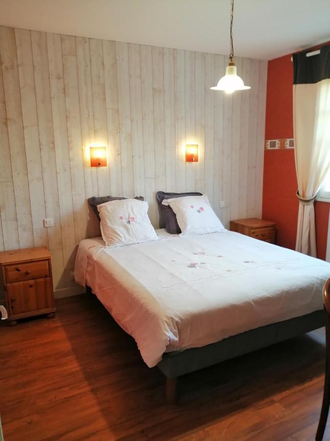 Moulin De La Lande Bed & Breakfast Перос-Гирек Екстериор снимка
